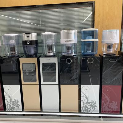 Warm-koude tafelwaterdispenser Compressor voor elektronische koeling Aanpassing en verkoop