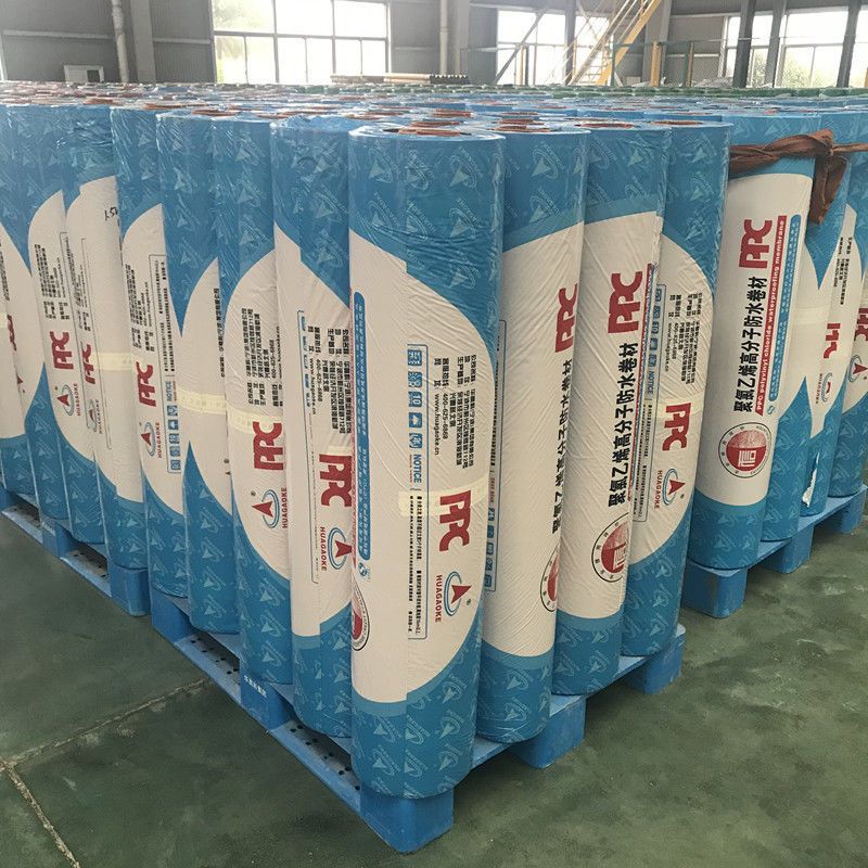 PVC-waterdicht gegoten membraan voor het bouwen van een huis met een breedte van 1,2-2,0 meter